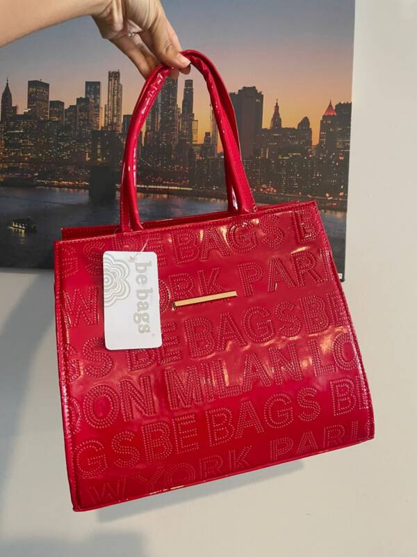 Bolsa de Mano en Charol Rojo Mod. 23 0269