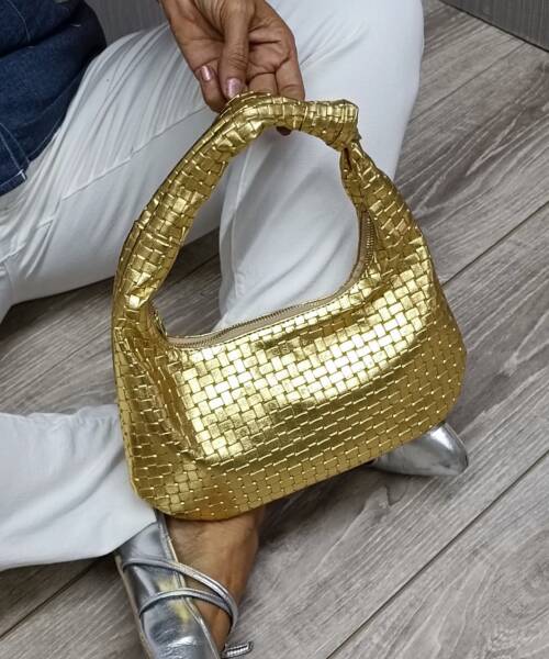 Bolsa Tejida de Mano color Oro Mod. 10 0210