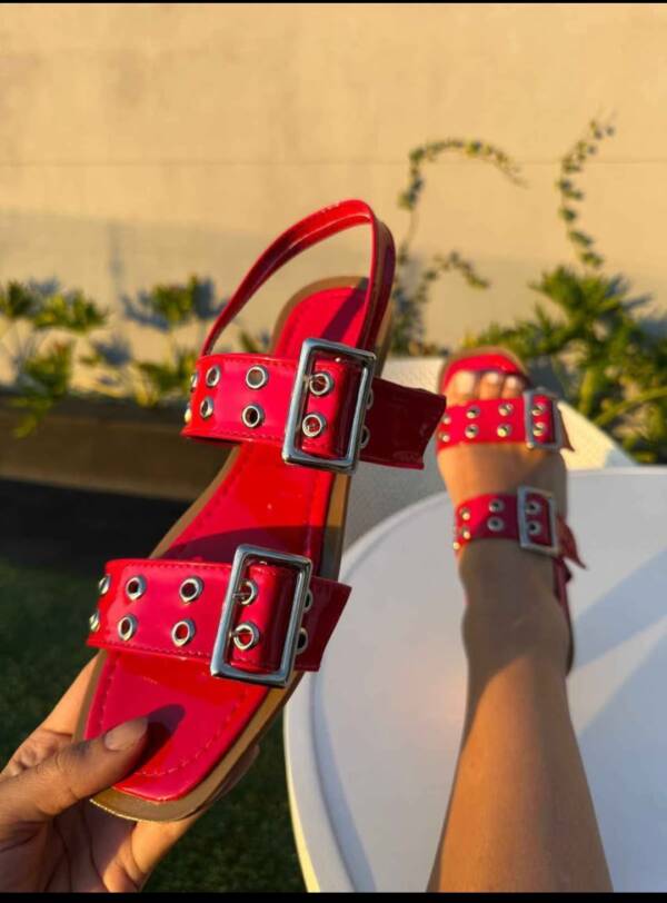 Sandalia Roja con Doble Hebilla Mod. 44 0400