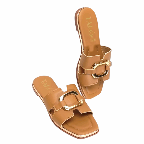 Sandalia Camel con Hebilla Dorada Mod. 18 0340 - Image 3