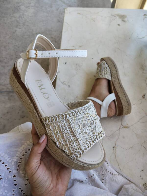 Alpargatas Abiertas con Chinela Latte Mod. 04 0780
