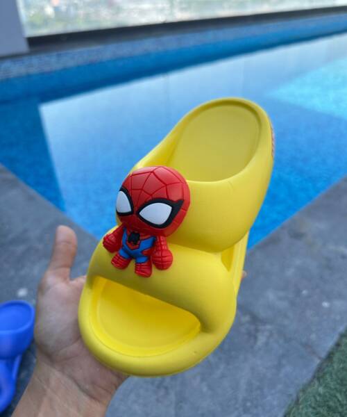 Sandalia Infantil de Spiderman Amarilla Mod. 102 2633