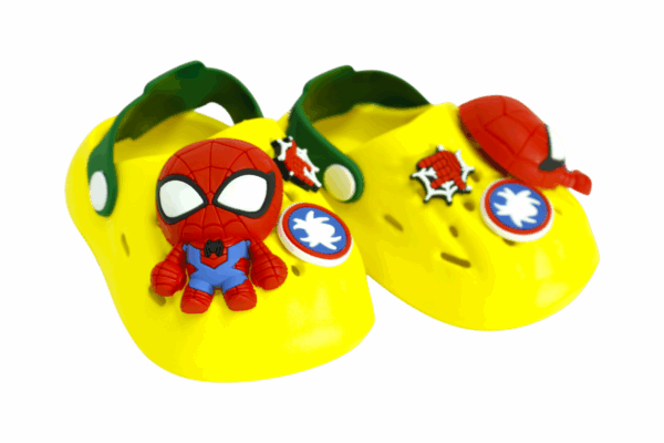 Crocs Spiderman Amarillos Mod. 102 2637 - Image 3