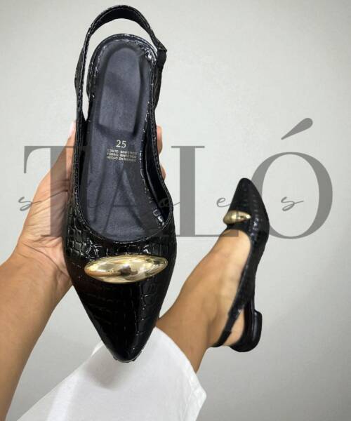 Zapatos Dama Negro Charol Texturizado con Detalle Dorado Mod. 044 2502