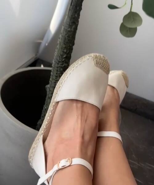 Alpargatas Beige con Puntera de Yute Mod. 03 0722