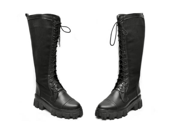 Bota Alta Agujeta Negro Mod.0420